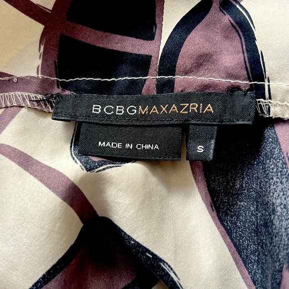 Beautiful BCBG Silk Top Size S - Picture 5 of 5